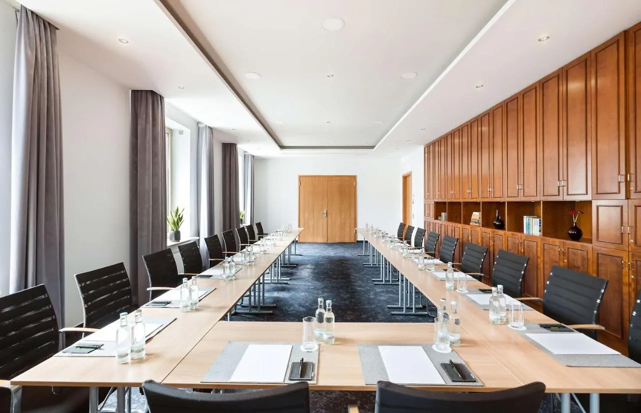 Lindner Hotel Frankfurt Main Plaza, Part Of Jdv By Hyatt Francoforte sul Meno