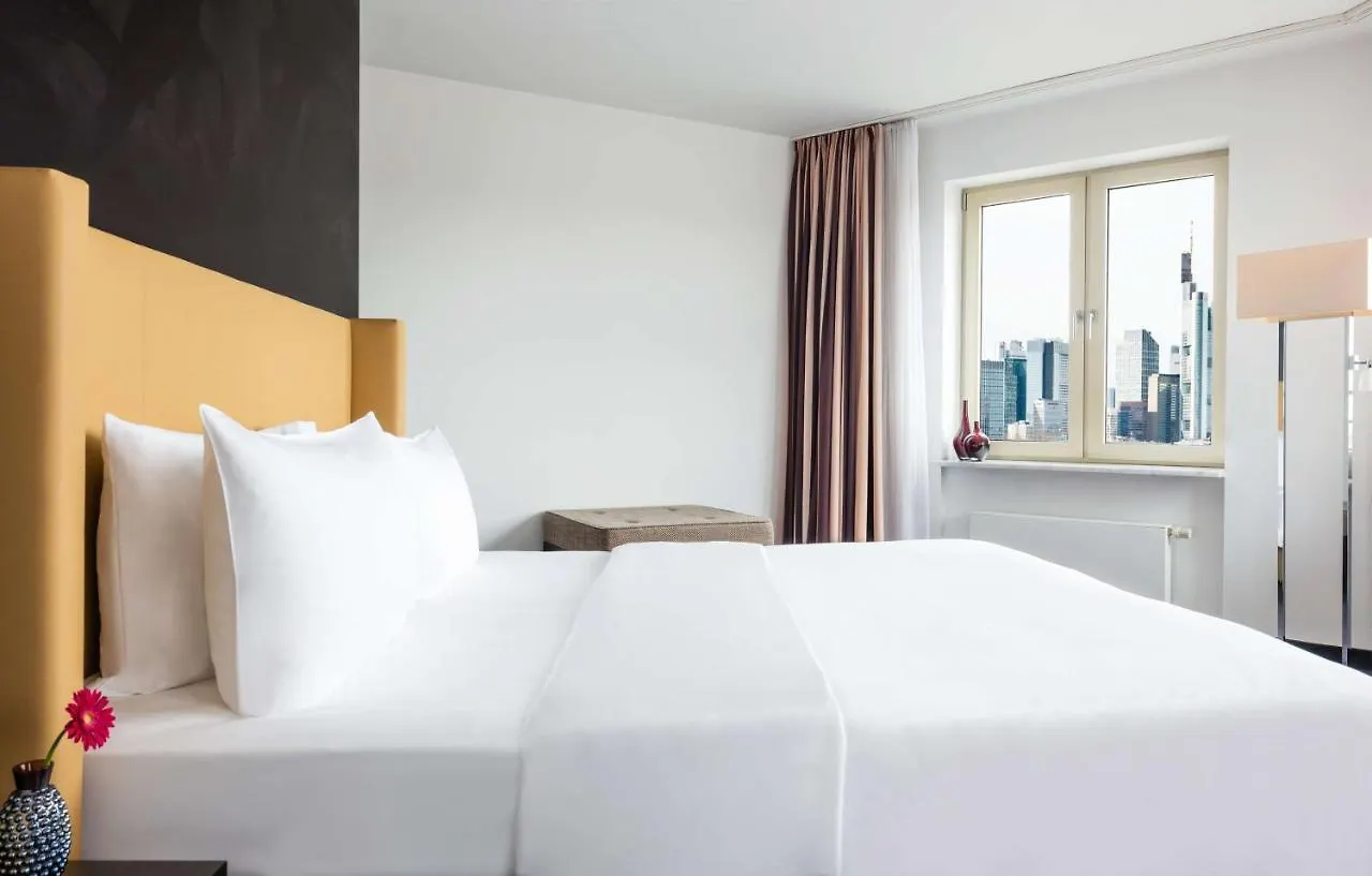 Lindner Hotel Frankfurt Main Plaza, Part Of Jdv By Hyatt Frankfurt am Main 4*,