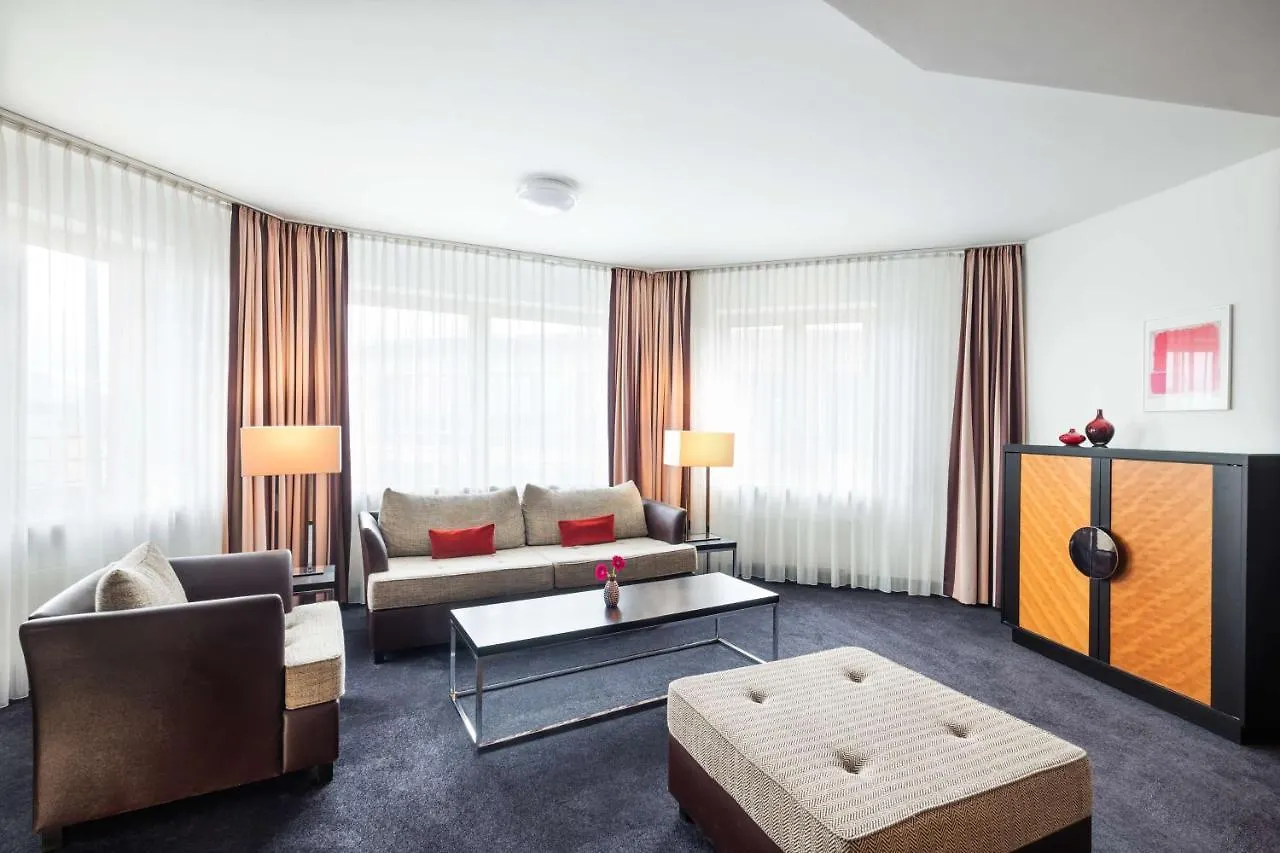 Lindner Hotel Frankfurt Main Plaza, Part Of Jdv By Hyatt Frankfurt am Main 4*,