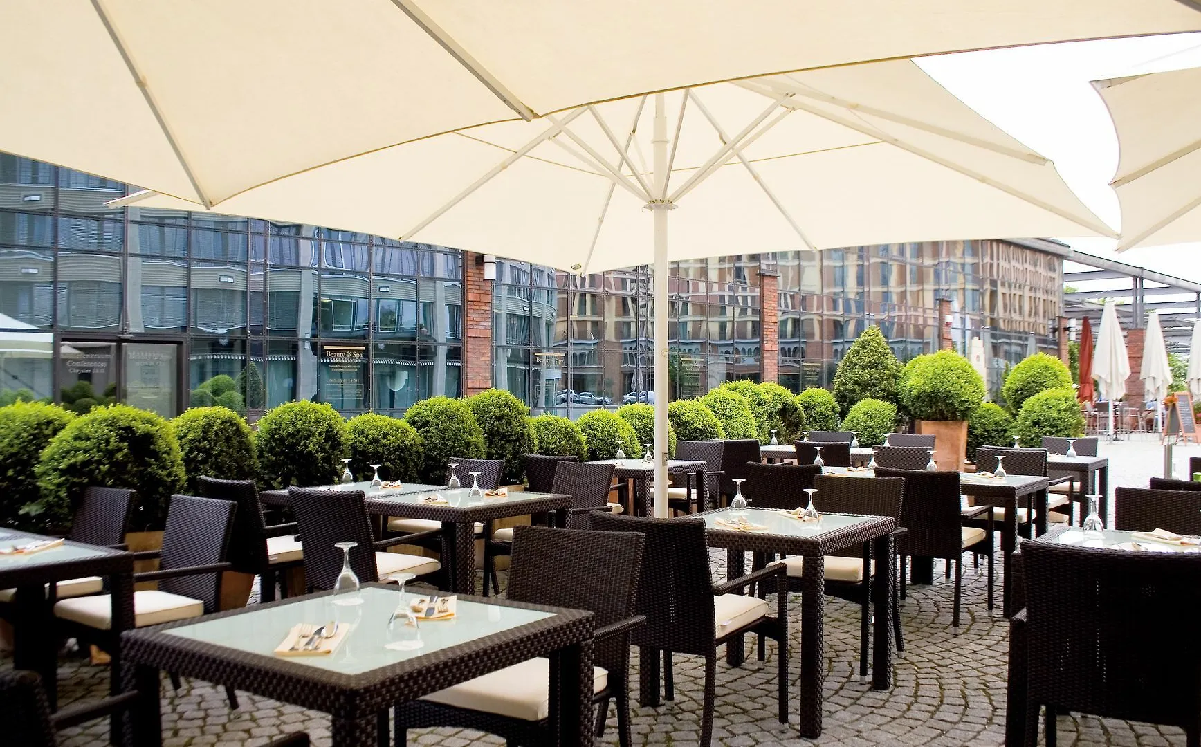 Lindner Hotel Frankfurt Main Plaza, Part Of Jdv By Hyatt Frankfurt am Main 4*,