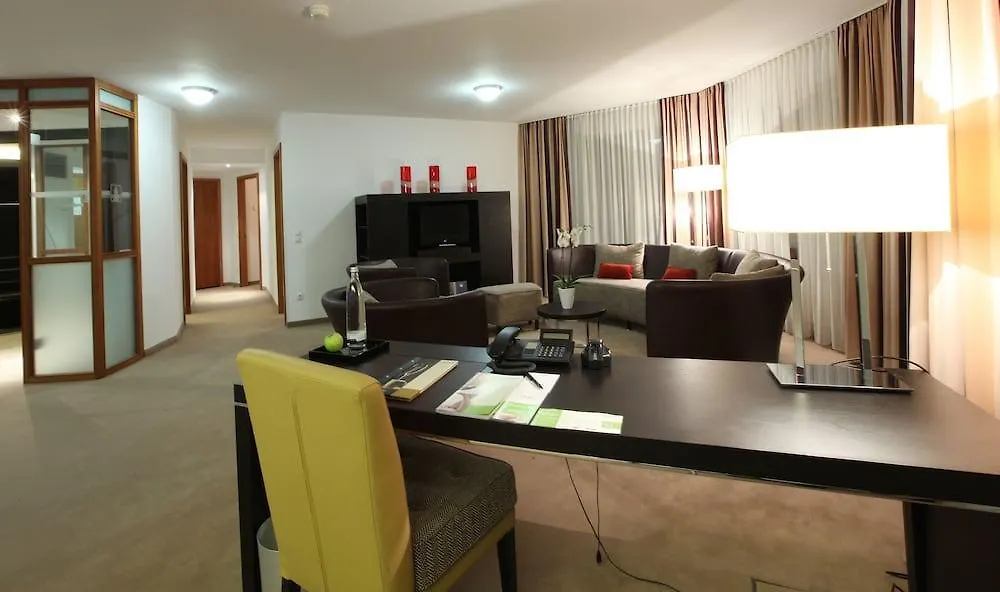 Lindner Hotel Frankfurt Main Plaza, Part Of Jdv By Hyatt Frankfurt am Main 4*,