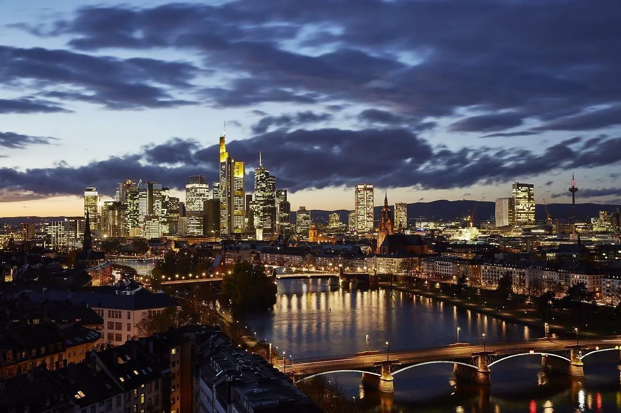 Lindner Hotel Frankfurt Main Plaza, Part Of Jdv By Hyatt Франкфурт-на-Майне
